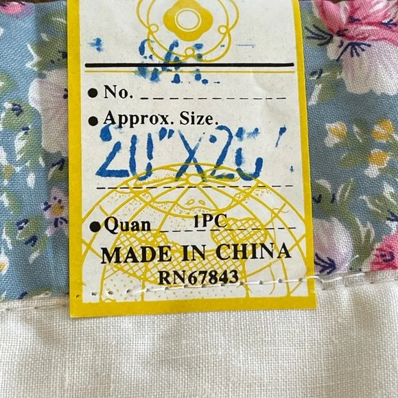 One pillow sham - Picture 6 of 8